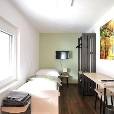 Schickes Zimmer Mit Top-Ausstattung In Idealer Lage Feldkirch Ngoại thất bức ảnh