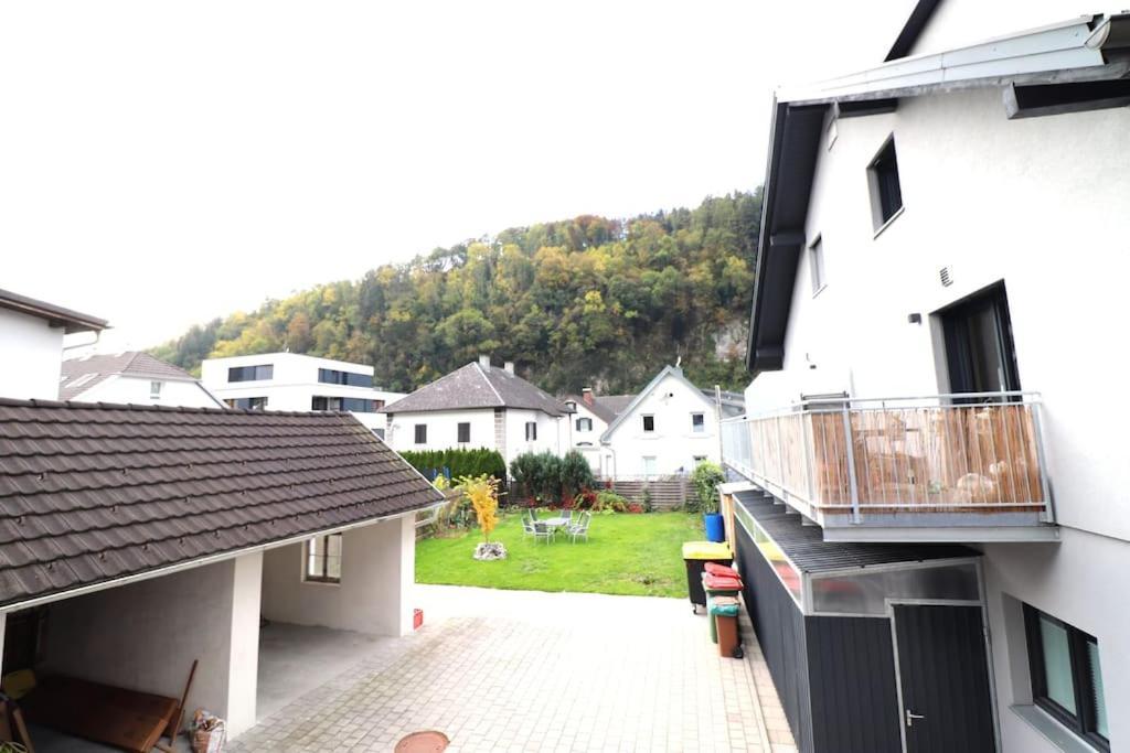Schickes Zimmer Mit Top-Ausstattung In Idealer Lage Feldkirch Ngoại thất bức ảnh